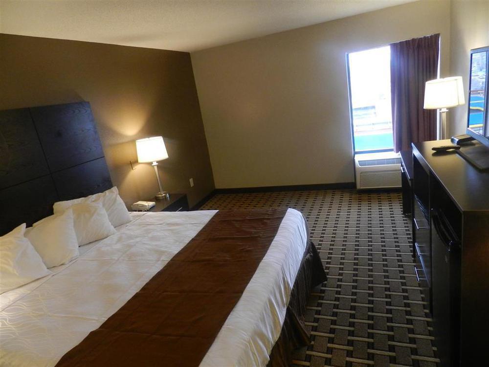 Haven Inn & Suites Дълут Стая снимка