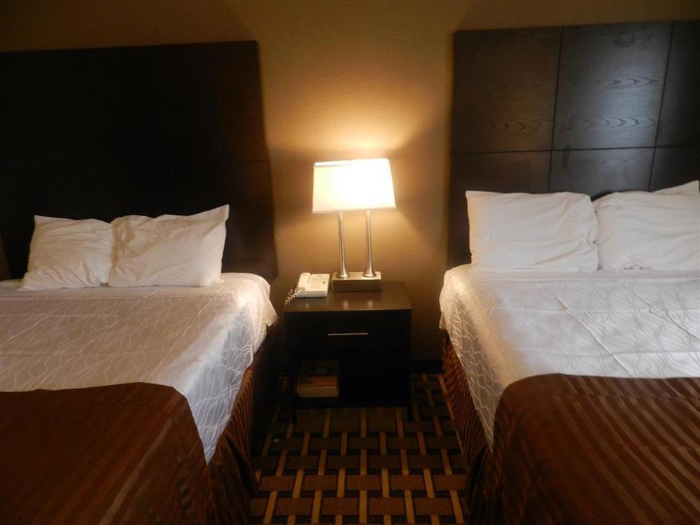Haven Inn & Suites Дълут Стая снимка