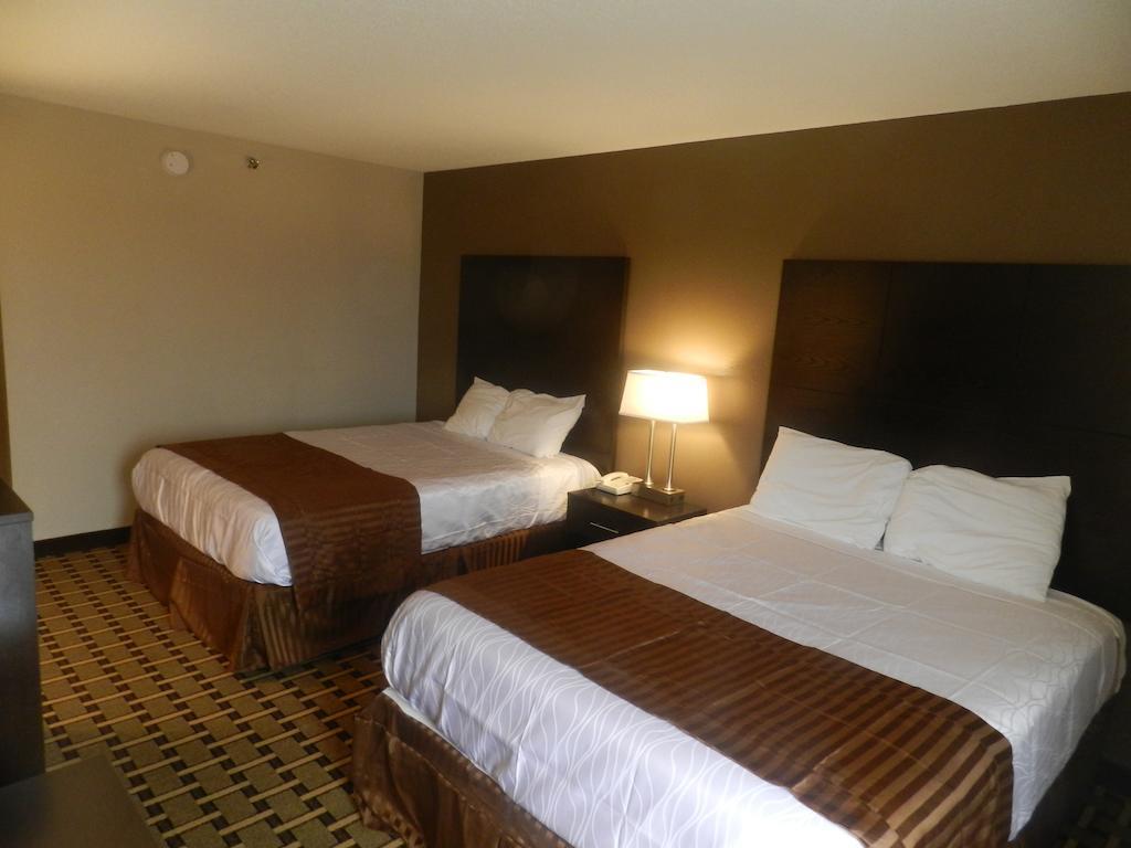 Haven Inn & Suites Дълут Стая снимка