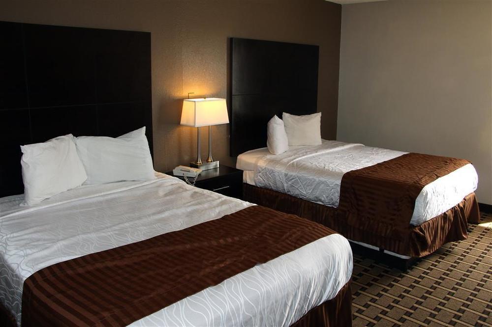 Haven Inn & Suites Дълут Стая снимка