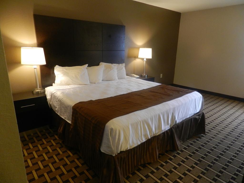 Haven Inn & Suites Дълут Стая снимка
